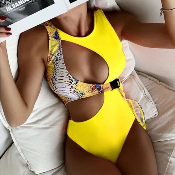 Snakeskin print one piece - Picture 1 of 3